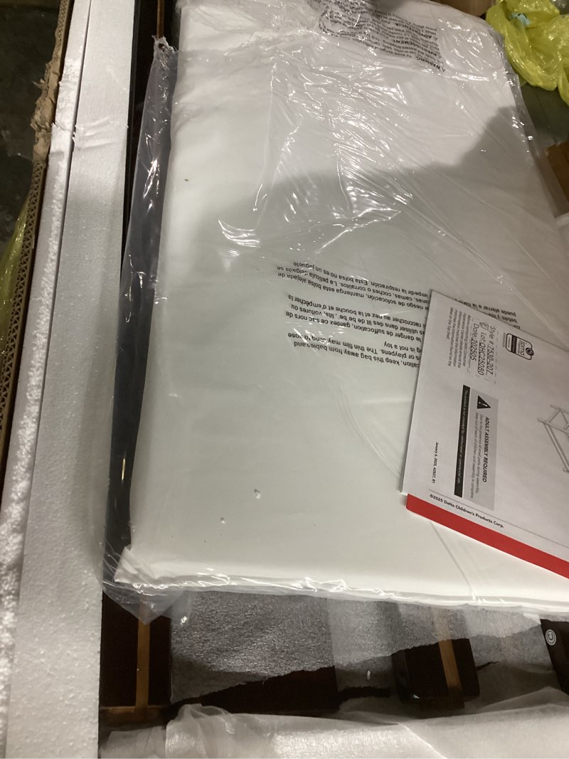 Condition photo showing Good Condition for Delta Children Infant Changing Table with Pad, Dark Chocolate Dark Chocolate Changing Table