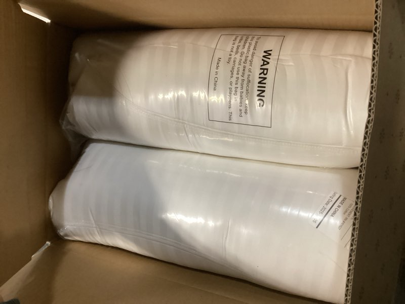 Condition photo showing Good Condition for Beckham Hotel Collection Bed Pillows Standard/Queen Size Set of 2 - Original Soft Down Alternative Pillow for Sleeping - Soft Support for Back, Stomach or Side Sleepers Queen / Standard White