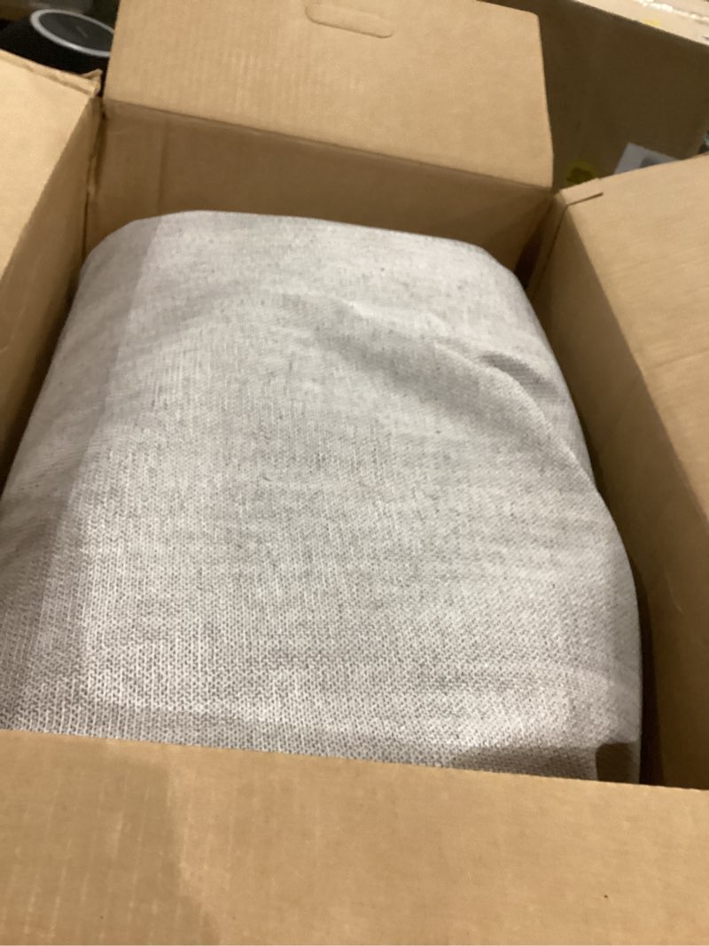 Condition photo showing Good Condition for AMADA HOMEFURNISHING 9x12 Washable Area Rug, Low-Profile Large Area Rug with Non-Slip Backing & Durable Edge Binding, Vintage Large Rugs for Living Room, Bedroom & Dinning Room 9' x 12' (Rectangular) Blue