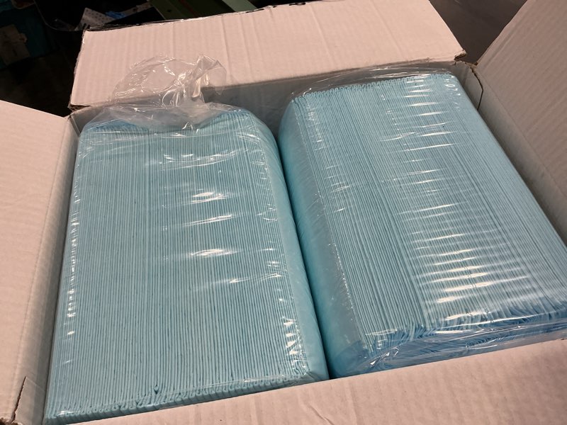Condition photo showing New/Like New for 100 count 22” x 22” super absorbency disposable underpads, leakproof quick drying disposable pads for baby, puppy and adults, puppy pads, cat pee pads for dogs, potty puppy training pads