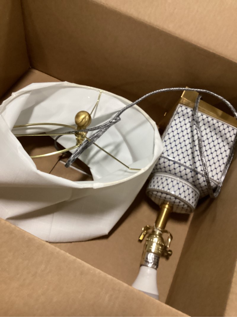 Condition photo showing Good Condition for JONATHAN Y JYL3043A Cleo 21.5" Ceramic/Metal Ginger Jar LED Table Lamp Contemporary,Transitional for Bedroom, Living Room, Office, College Dorm, Coffee Table, Bookcase, White/Navy