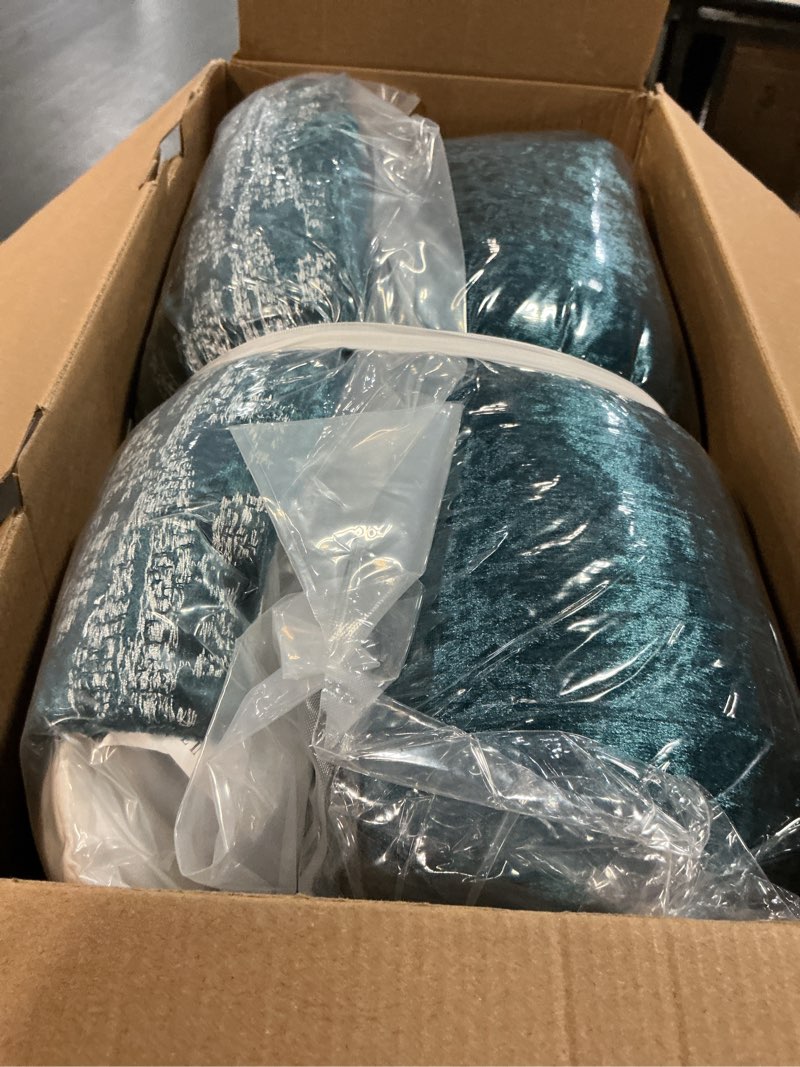 Condition photo showing New/Like New for Madison Park 5pc Full/Queen Callaway Crinkle Velvet Comforter Set Dark Teal Green: Luxury Bedding, Hypoallergenic