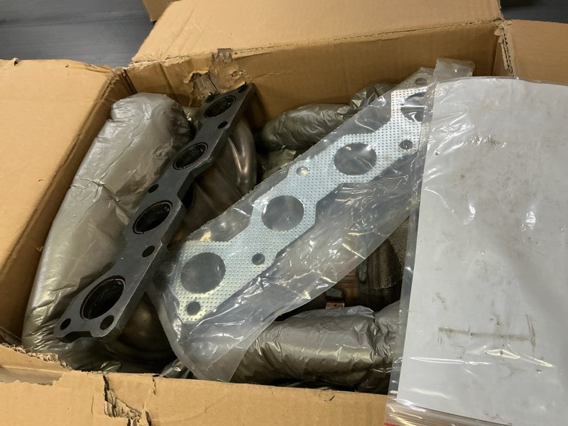 Condition photo showing Good Condition for catalytic converter compatible with 2009-2015 hyundai sonata, kia optima l4 2.4l, 2010-2013 kia forte/forte koup l4 2.0l/2.4l catalytic convertor (epa compliant)