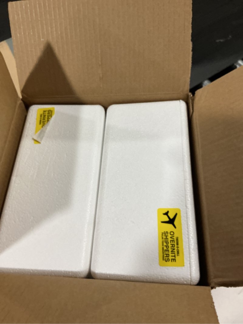 Condition photo showing Good Condition for ice age on17f/2 thermo chill overnite containers (pack of 2),white