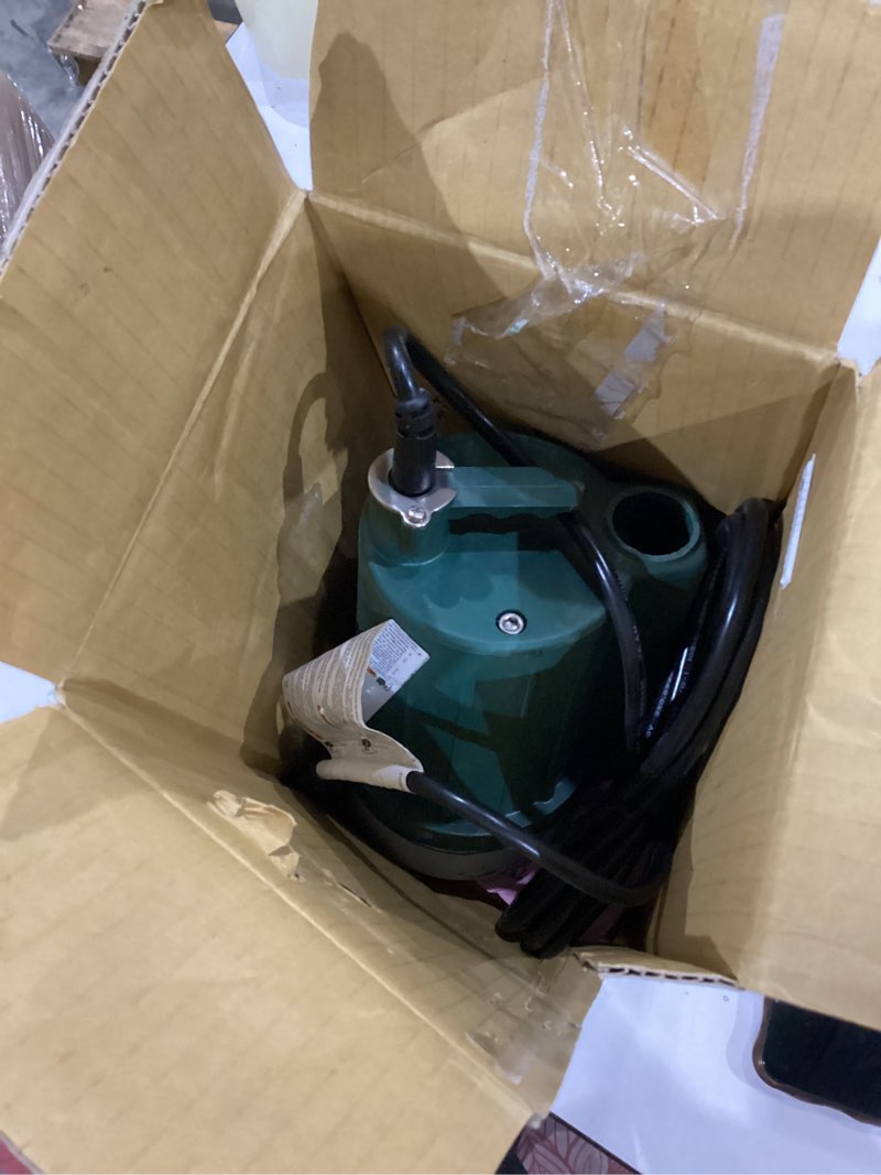 Condition photo showing As Is for zoeller 1/3-hp 115 -volt 35-gallon thermoplastic submersible utility pump item #955643 | model #1043-0006