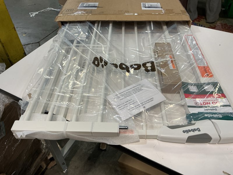 Condition photo showing New/Like New for BABELIO Safety Gate Door Fits for Stairs, Narrow and Wide Doorways with Auto Close, Easy Install, No Drilling, Pressure Mounted for Baby, Child, Pets, Dog/Puppy, 26''-40'', White White 30"Tall 26"-40" Wide