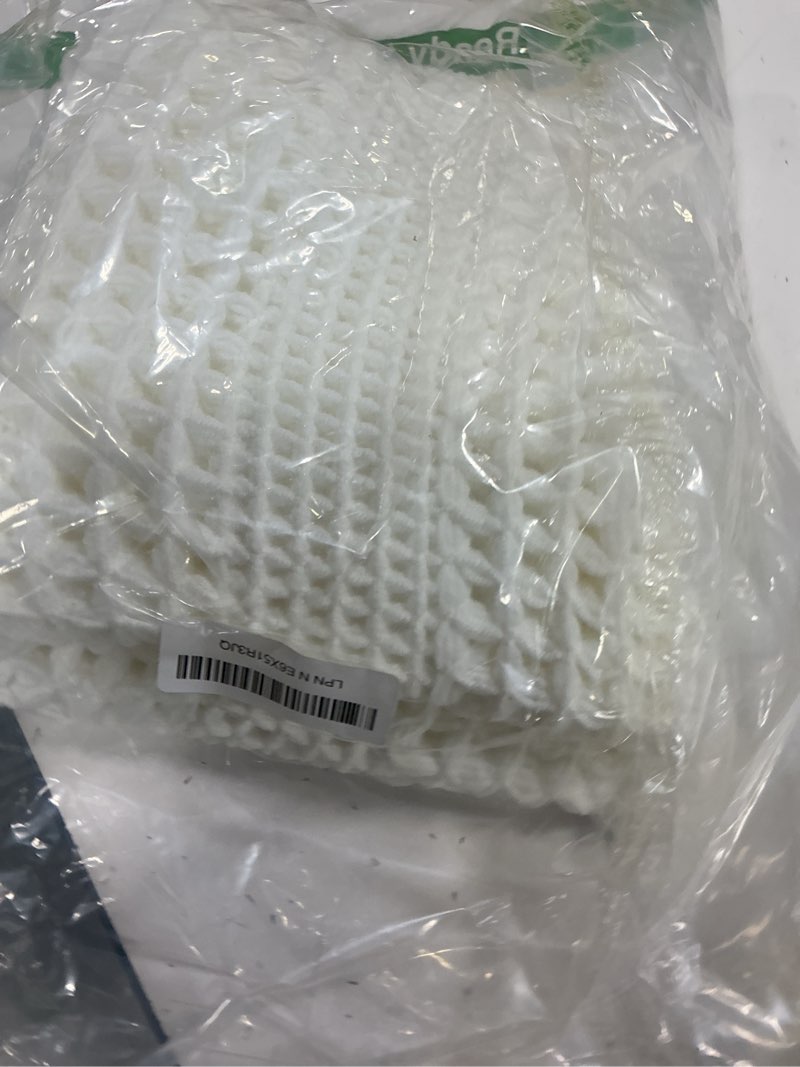 Condition photo showing Good Condition for amoami waffle bath-mat, absorbent bath mats for bathroom non slip, machine washable bathroom rugs with tassels ultra soft boho bath rugs for floor 17"x24" white white 17''x24''