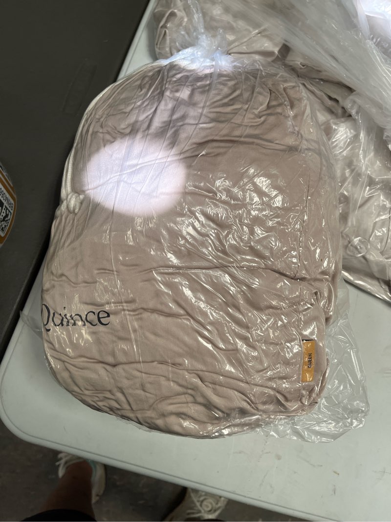 https://lotting-media.assets.bidfta.com/lotting_98e992eb-ca5f-4cfb-a53d-23fde9c7d147