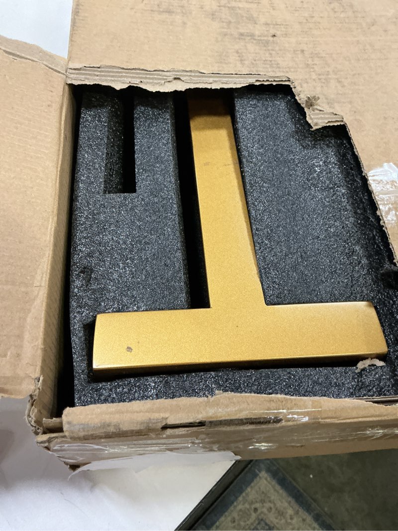 Condition photo showing Good Condition for GERZWY Bath Free Standing Toilet Paper Holder Gold Stainless Steel Tissue Paper Roll Holder DZY005-BE