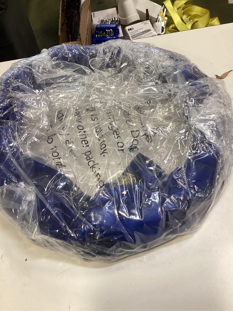 Condition photo showing Good Condition for 22" Hanukkah Velvet Wreaths for Front Door Chanukah Wreath with Bow and Candlestick Ornaments Hanukkah Decorations for Home Outdoor Indoor Party Table Fireplaces Porch Walls New Years