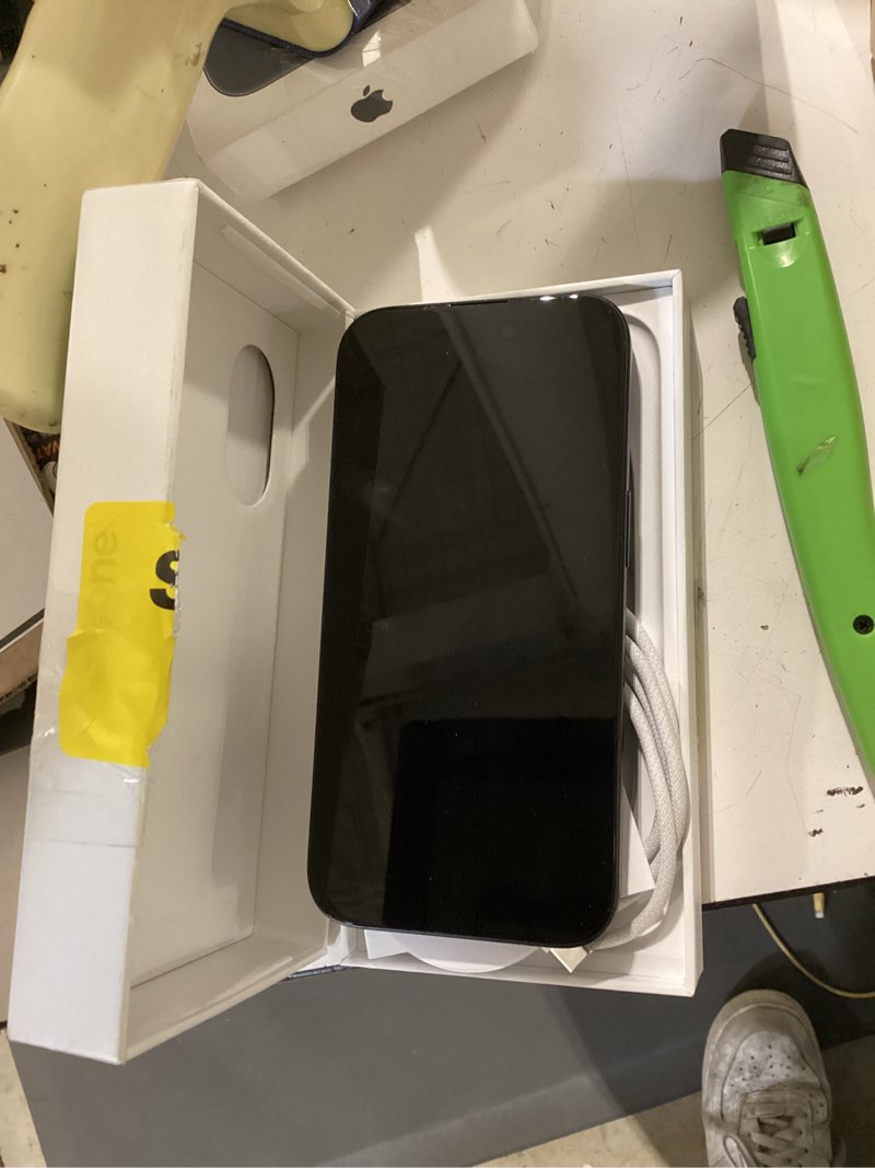 Condition photo showing Good Condition for apple iphone 16 (128gb) - black