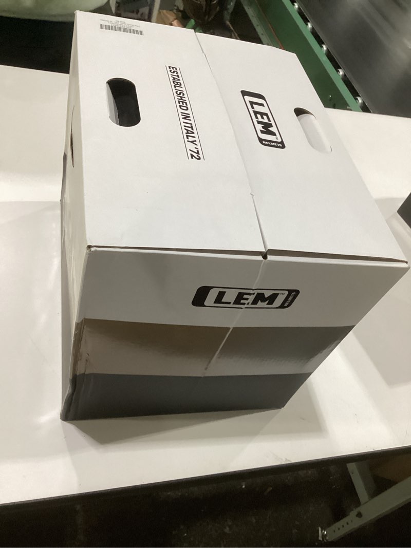 https://lotting-media.assets.bidfta.com/lotting_98f99b8c-54a4-4869-8a84-621e86c38847