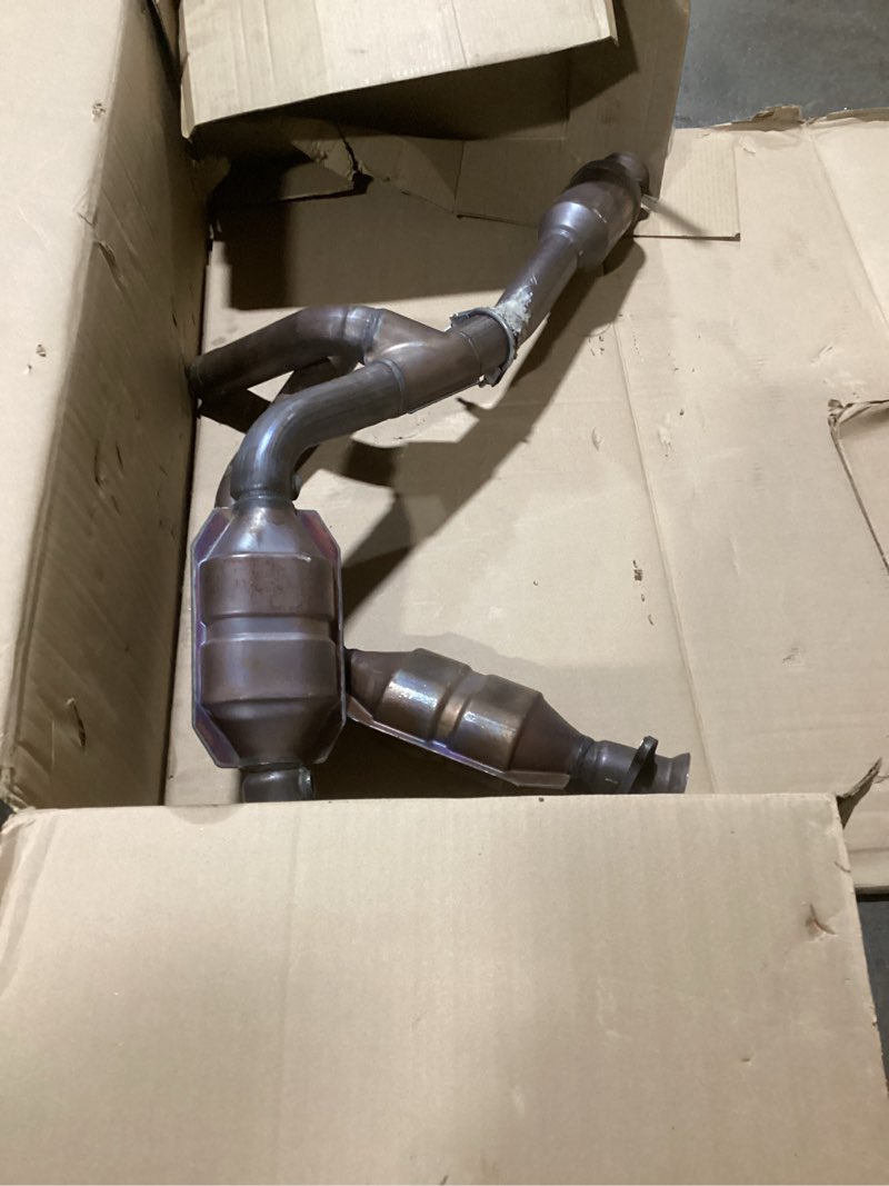 Condition photo showing Good Condition for Catalytic Converter Compatible with Chevy Silverado 1500/GMC Sierra 1500 4.3L 5.3L 2014 2015 2016 2017 2018 2019 2020 Suburban/Tahoe/Yukon/Yukon XL 5.3L Replace 50497 Direct-fit(EPA Compliant