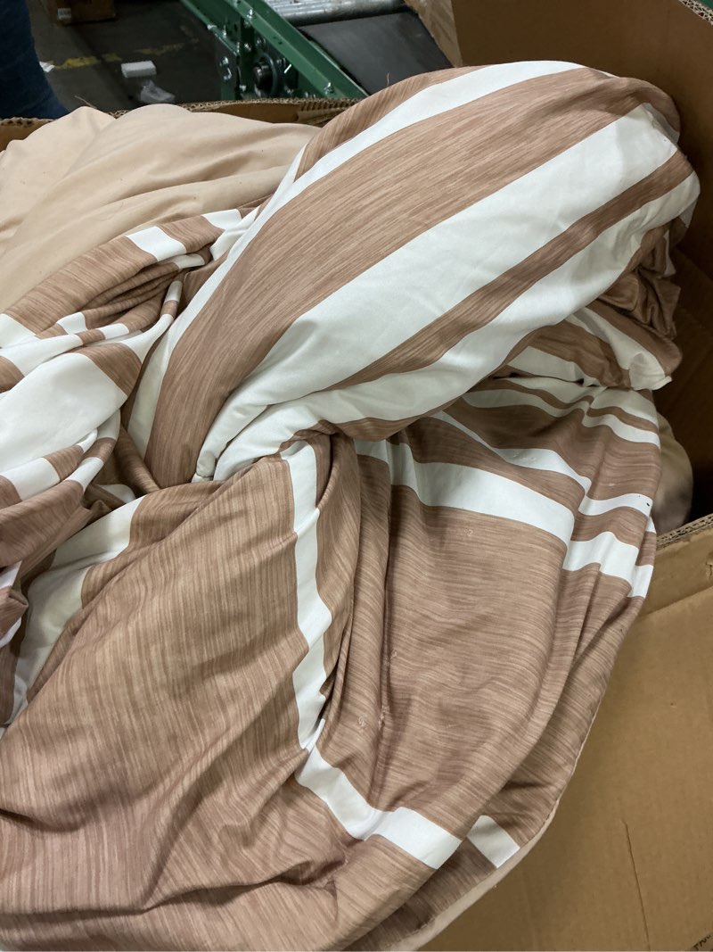 Condition photo showing As Is for (Similar)Striped Duvet Cover Queen Beige Washed Microfiber Jacquard 3 Pieces Bedding Set, White Beige Vertical Ticking Stripes Pattern Comforter Cover with Zipper Closure Breathable Durable Soft Comfy Beige Striped (No Comforter) Queen (90\" x 90\")