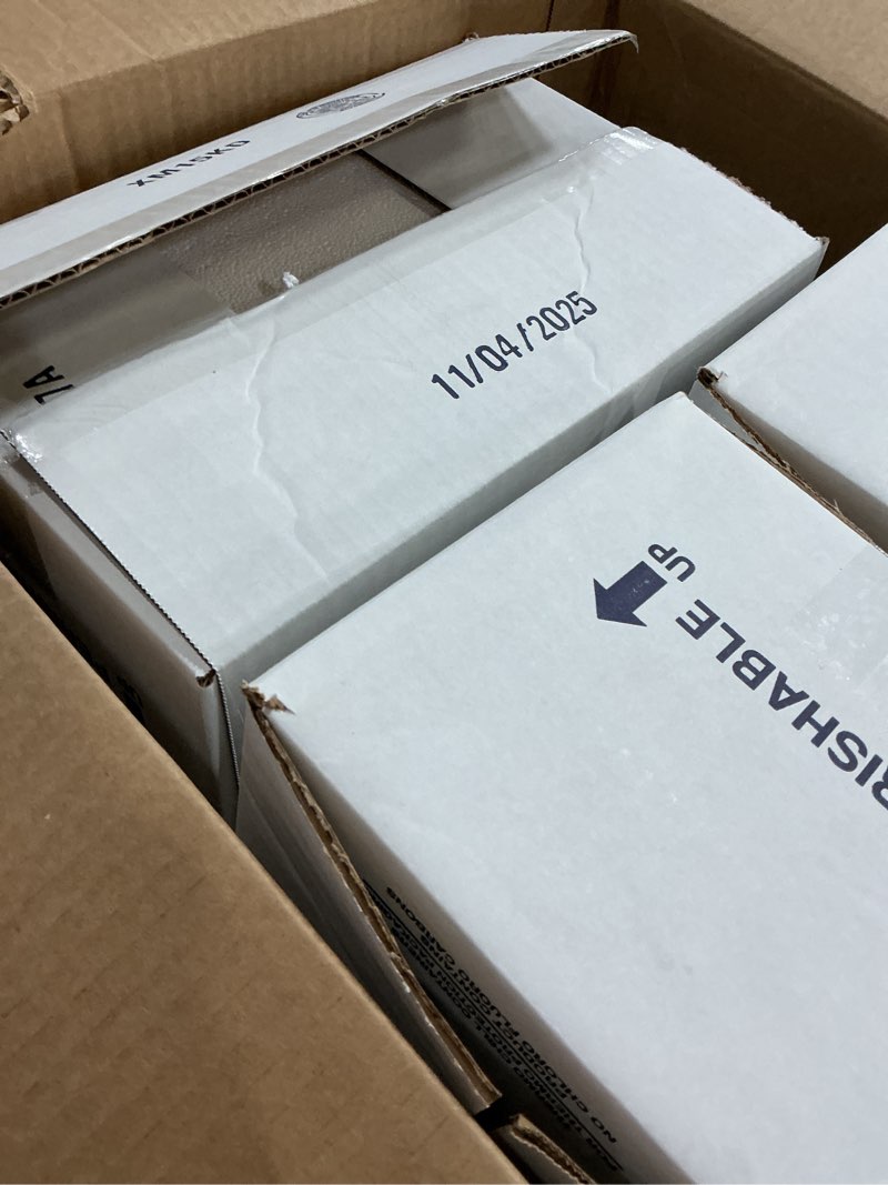Condition photo showing New/Like New for polar tech xm15c thermo chill expand-em series insulated carton with foam shipper, 10-5/8" length x 6-1/2" width x 5" depth (case of 4)