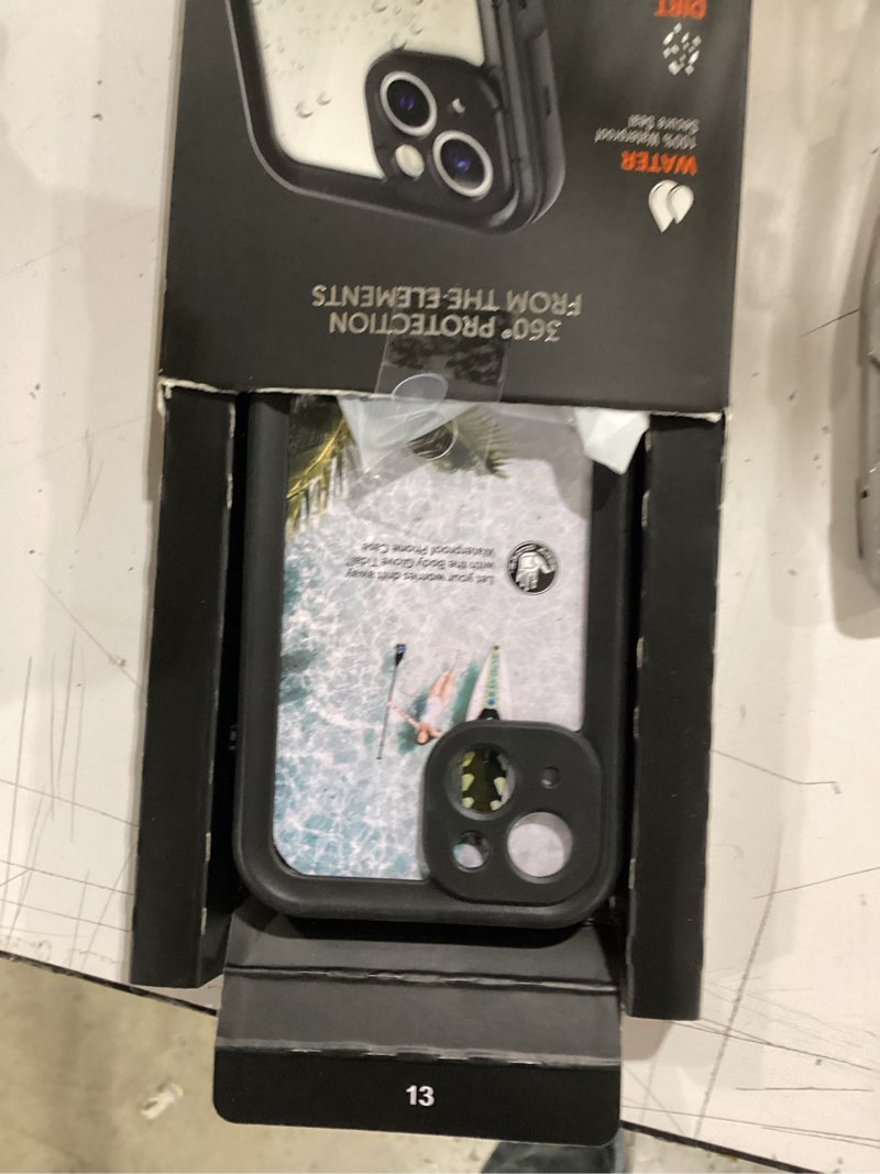 Condition photo showing Good Condition for body glove tidal waterproof phone case for iphone 13 - black/clear