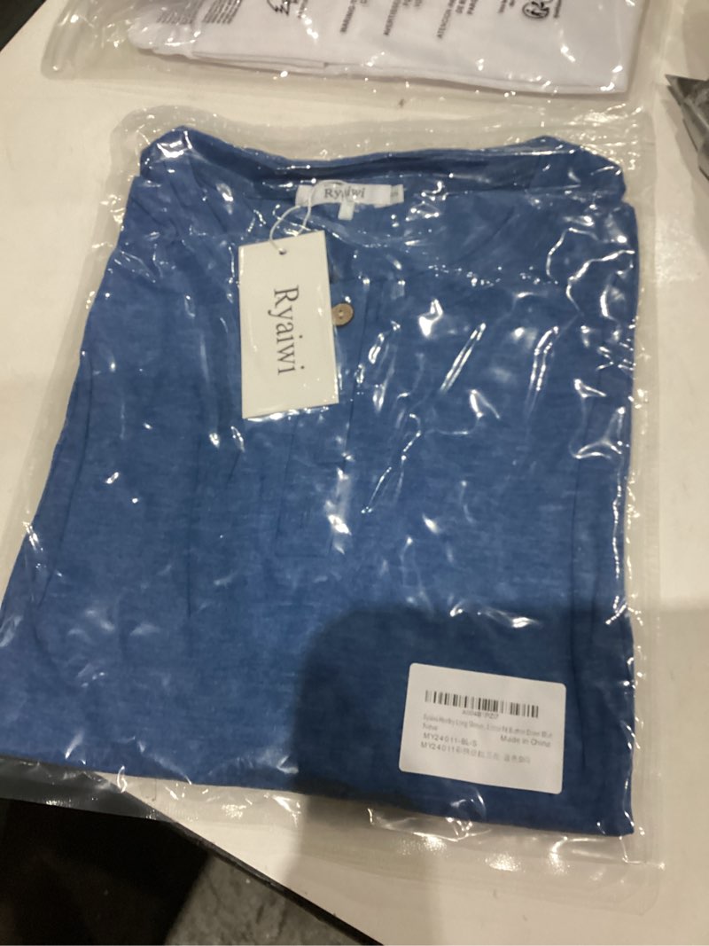 Condition photo showing New/Like New for Henley Long Sleeve Shirts for Women, Lightweight Long Sleeve Tops for Women Loose Fit Basic Pullover with Button Small Black