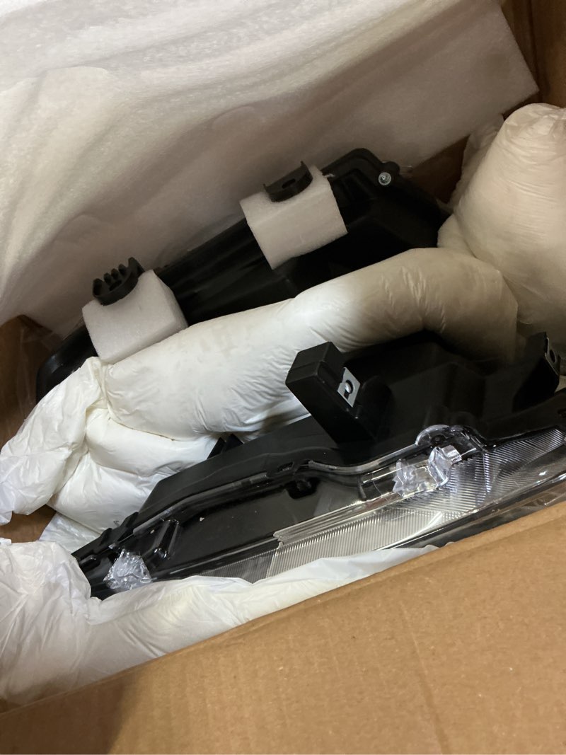 Condition photo showing Good Condition for LABLT Headlight Headlamp Assembly Halogen Replacement for Frontier 2009-2021 Driver  Side Left LH Passenger Side Right RH Replacement for 26060ZL40B 26010ZL40B