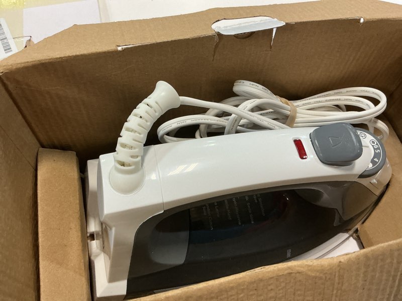 Condition photo showing Good Condition for black+decker light ‘n easy compact steam iron, ir1020s, stainless steel soleplate, spray mist, anti-drip, auto shutoff lightweight stainless steel plate