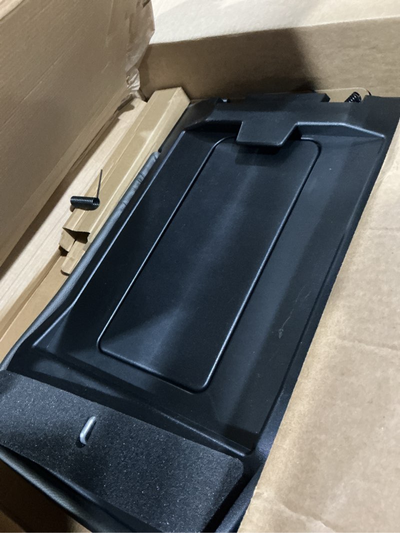Condition photo showing Good Condition for scitoo center console lid fit for 1999-2007 for chevy silverado dark grey | fit for 1999-2007 for avalanche, suburban, for gmc sierra, yukon|oem 19127364, 19127365, 19127366|center console cover