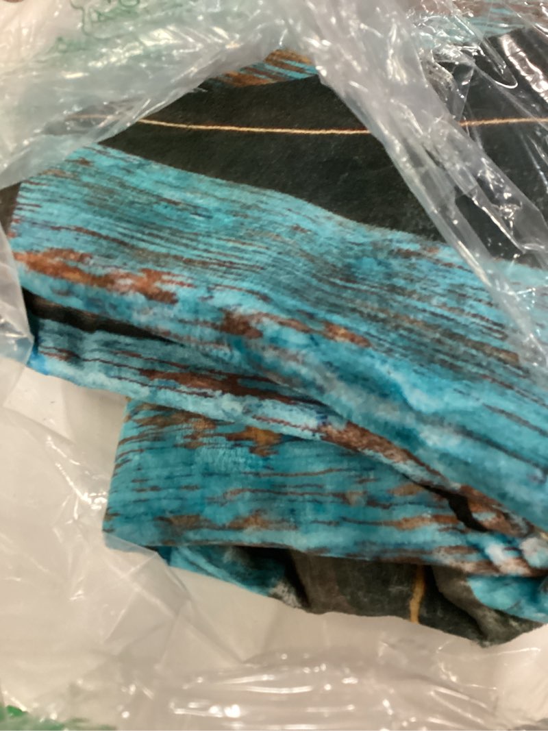 Condition photo showing Good Condition for western area rug 3x5,rustic barn texas star on old wooden plank,ultra-thin washable throw carpet teal rugs for bedroom indoor vintage rugs non slip accent floor carpets for entryway,living room,office teal brown 3'x5'