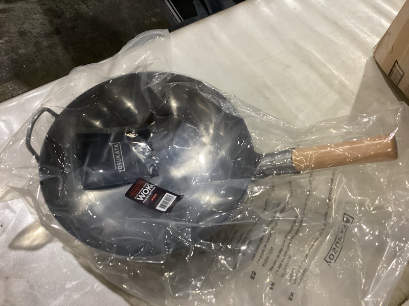 YOSUKATA 14” Round Bottom Carbon Steel Woks and Stir Fry Pans – Unseasoned Pow Wok for Stir Fry, BBQ & Camping – Hand-Hammered Traditional Japanese and Chinese Pan – Gas Stove, Open Fire Only