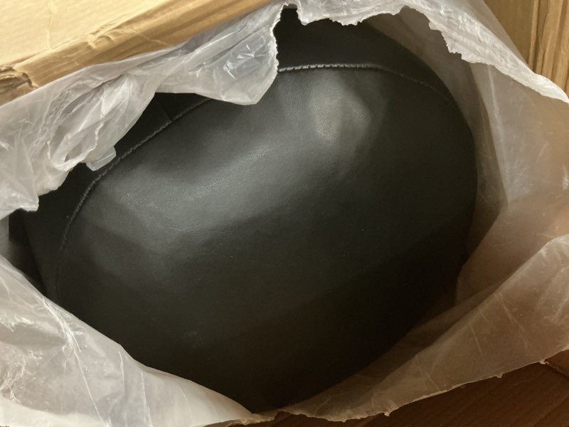 Condition photo showing New/Like New for Ringside 100 lb. Muay Thai Heavy Bag