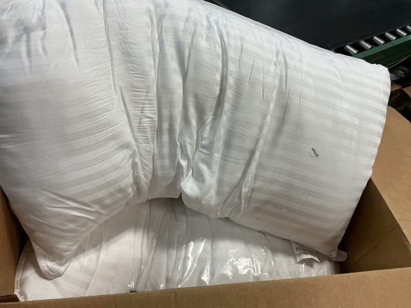 Condition photo showing Good Condition for beckham hotel collection bed pillows standard/queen size set of 2 - original soft down alternative pillow for sleeping - soft support for back, stomach or side sleepers queen / standard white