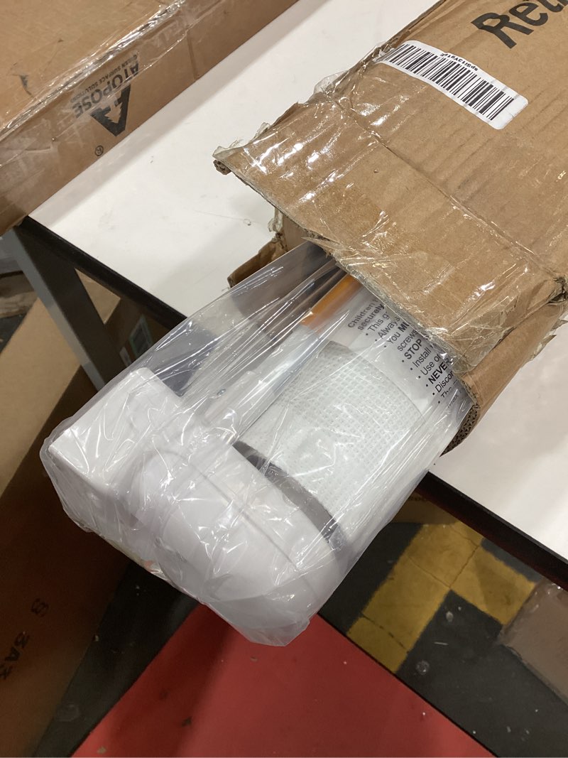 Condition photo showing Good Condition for 160'' Retractable Baby Gates Extra Wide, 42" Extra Tall Retractable Dog Gate for Doorways,13 Foot Safety Upgrade Extra Long White Retractable Baby Gate for Stairs, Indoor/Outdoor Retractable Gate White 42" Tall x 160" Wide