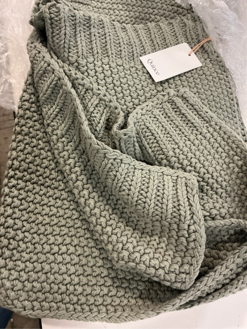 Condition photo showing Good Condition for cotton fisherman throw, 50x60, dried sage