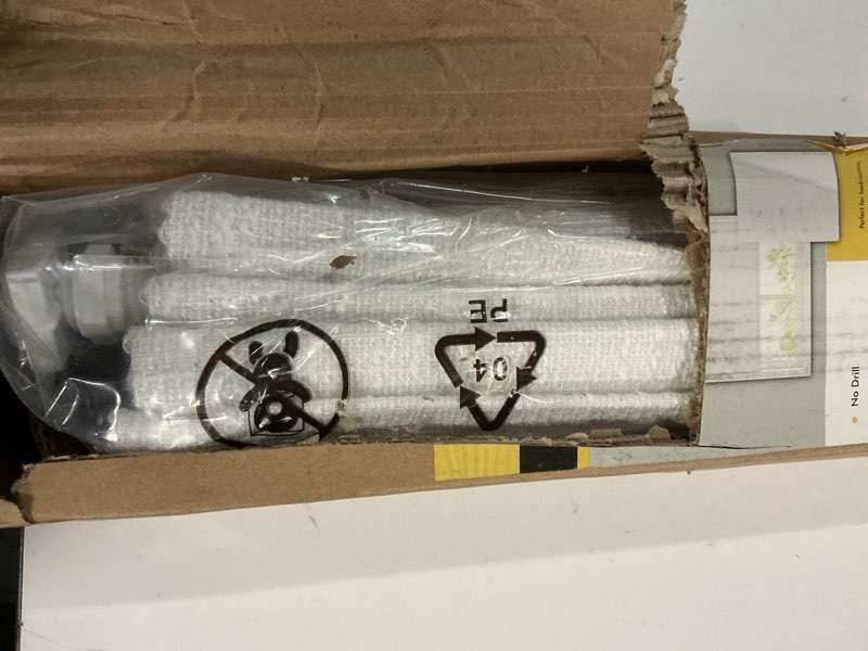 Condition photo showing Good Condition for no tools no drill cordless roman shades for indoor windows 100% blackout, for window size 32" w × 64" h white white 32" w × 64" h