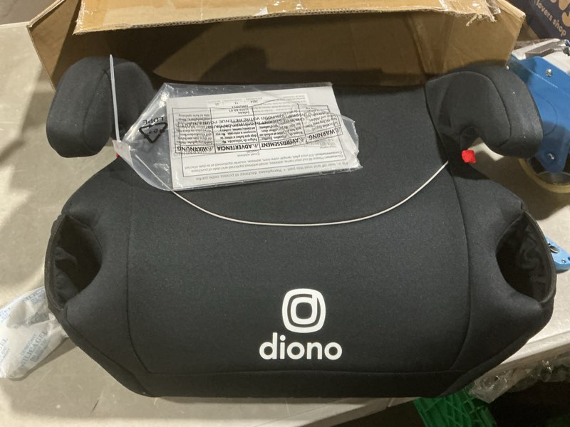 Condition photo showing Good Condition for diono solana, no latch, single backless booster car seat, lightweight, machine washable covers, cup holders, black single black