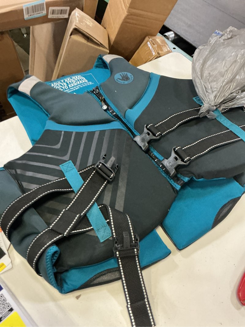 Condition photo showing Good Condition for body glove men's adult neoprene pfd life jacket and vest, dual size l/xl, blue