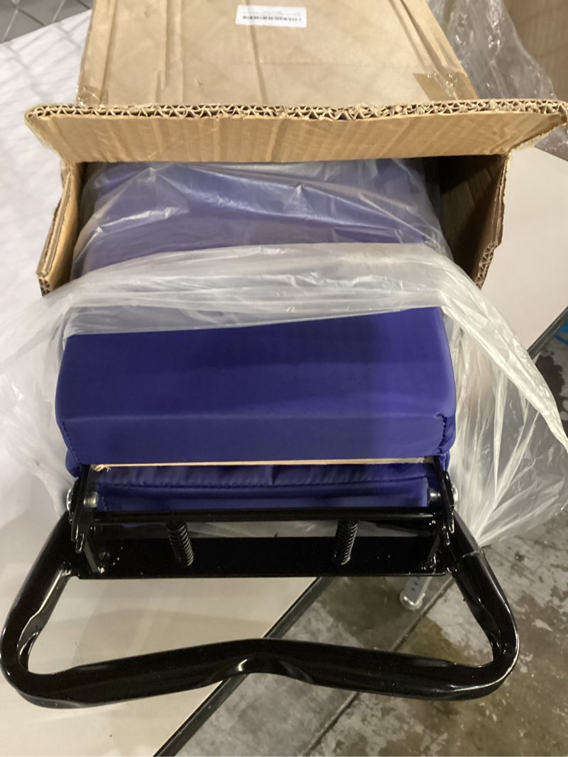 Condition photo showing Good Condition for Garden Kneeler and Seat Heavy Duty Gardening Bench Extra Wide,Gardening Stools and Seats for Seniors,Garden Bench for Kneeling and Sitting,Foldable Kneeling Bench Blue