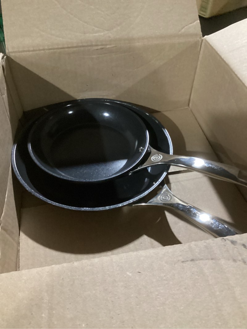 Condition photo showing Good Condition for Le Creuset Essential Non-stick Ceramic 2 Pc. Frying Pan Set