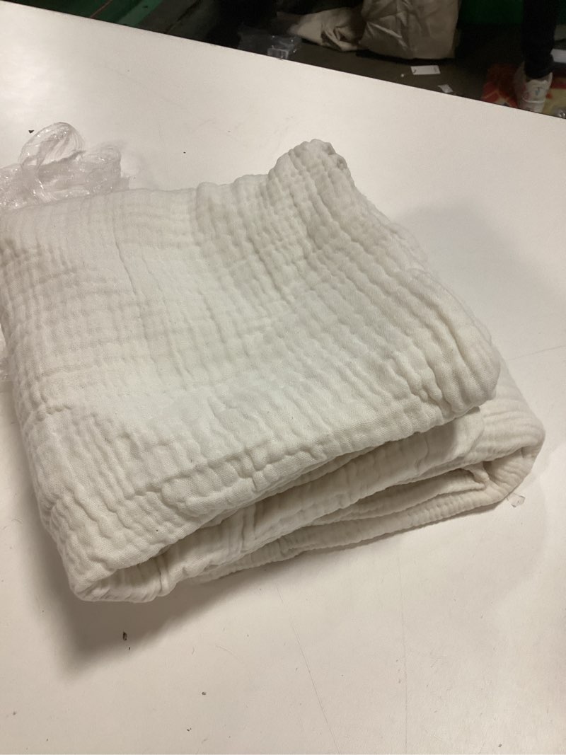 Condition photo showing As Is for quince organic cotton stitch sham set king undyed