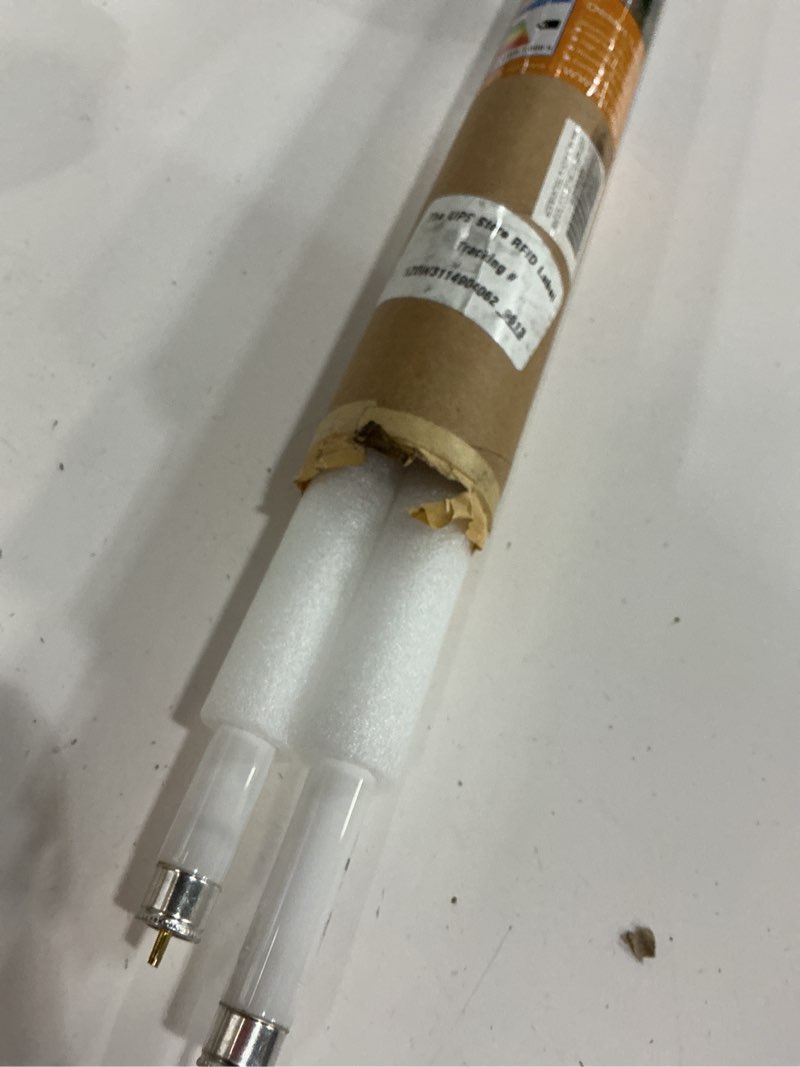 Condition photo showing New/Like New for lucky herp t5 uvb reptile light 2 pack, 24w uvb 10.0 reptile light bulb, uva uvb fluorescent lamp tube, uvb lamp for lizards, turtles, chameleons, tortoises 24w - 22" uvb 10.0 t5 uvb 10.0