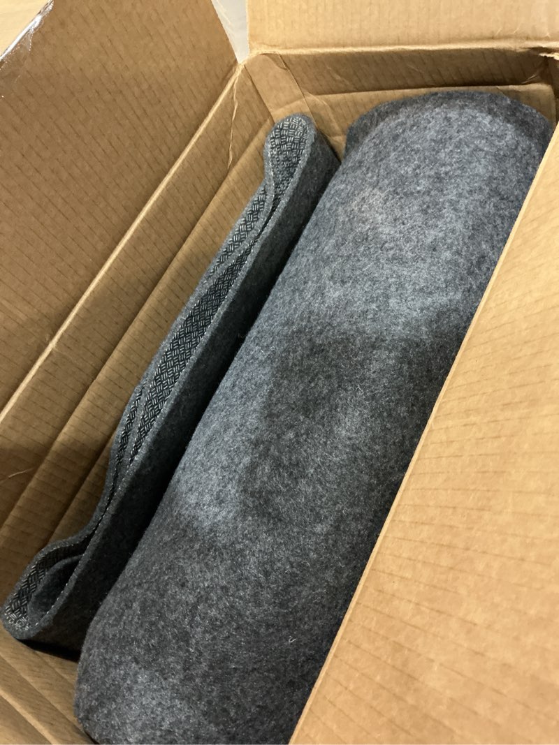 Condition photo showing Good Condition for veken non slip cushioned rug pad gripper 5 x 7 ft, felt and silicone backing, 1/4 inch thick carpet liner for hardwood floors and finishes, under area rugs anti skid mat, keep rugs safe and in place 5' x 7' (rectangular) 1/4" thick