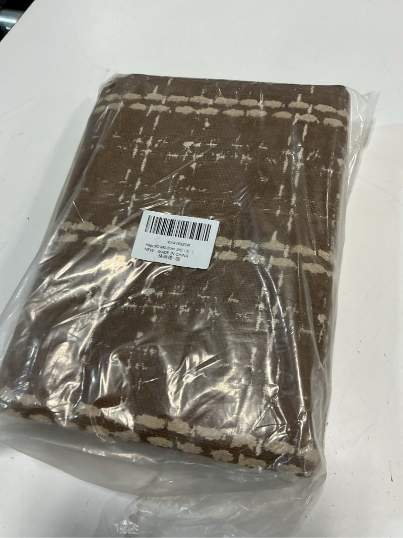 Condition photo showing New/Like New for waterproof couch cover for dogs washable,chenille pet couch covers for sofa,non-slip couch covers for 3 cushion couch sofa pet friendly (brown, 36x82?1pc?) brown 36x82?1pc?