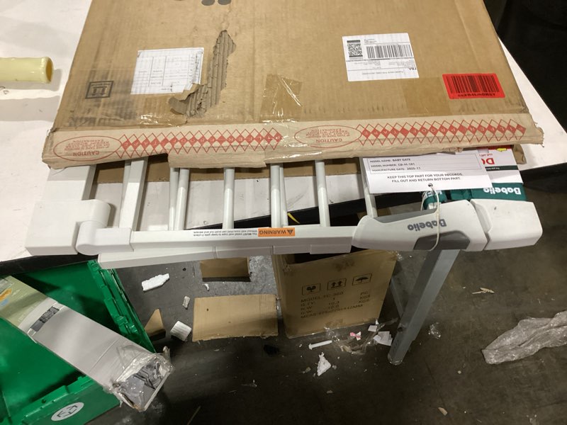 Condition photo showing Good Condition for BABELIO Safety Gate Door Fits for Stairs, Narrow and Wide Doorways with Auto Close, Easy Install, No Drilling, Pressure Mounted for Baby, Child, Pets, Dog/Puppy, 26''-40'', White White 30"Tall 26"-40" Wide