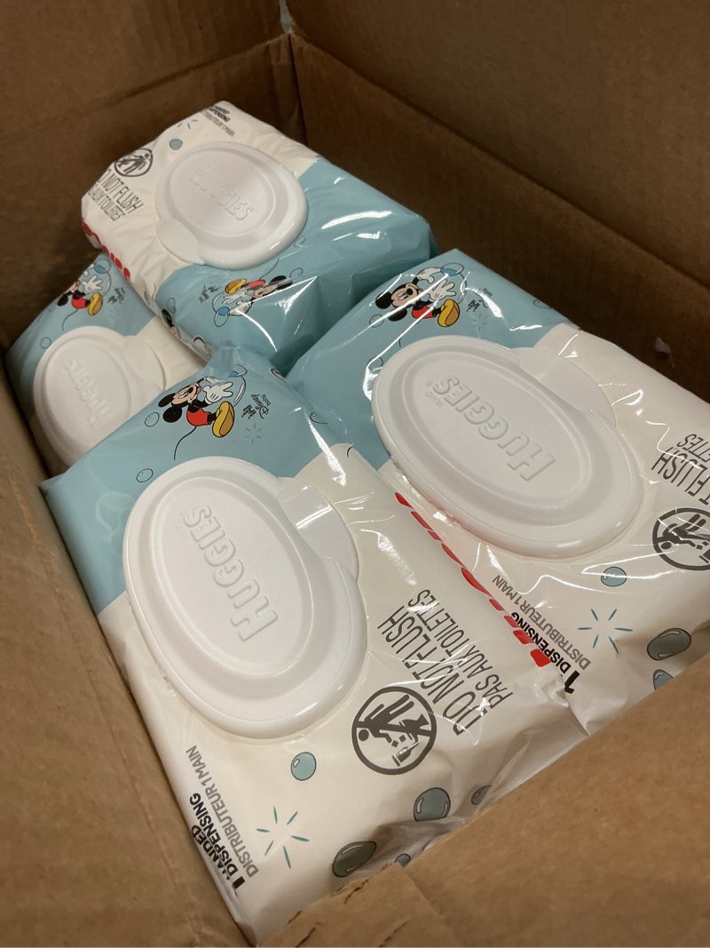 Condition photo showing Good Condition for HUGGIES Simply Clean Baby Wipes Flip Lid Packs 704 Wipes Total, White, Unscented, 11 Count