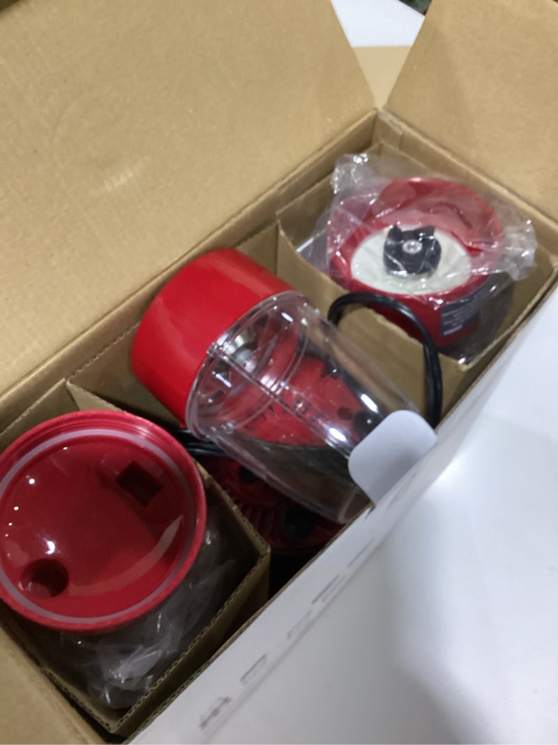 Condition photo showing New/Like New for Ganiza 900W Blenders for Shakes and Smoothies, 15-Piece Personal Blender and Grinder Combo for Kitchen, Smoothies Maker with 4 BPA-Free Portable Cup, Nutritious Recipe Red