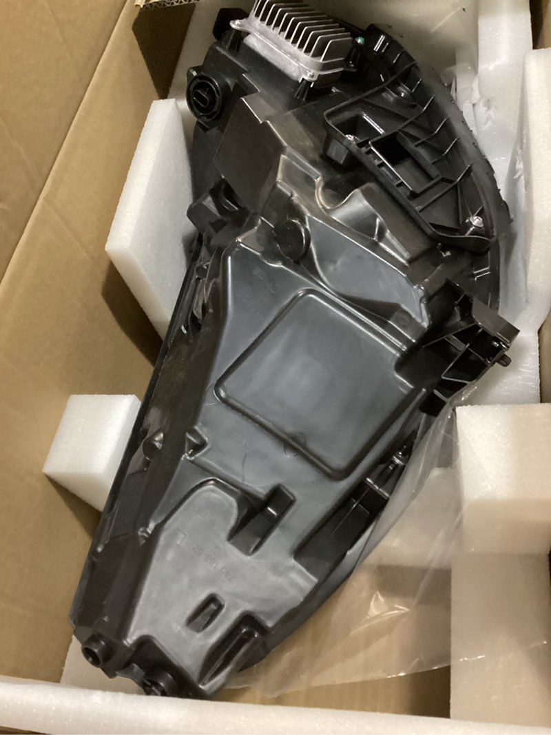 Condition photo showing Good Condition for left with module full led headlights projector matrix type assembly compatible with 2021-2023 tesla model 3/y headlamp left driver side replacement 1514952-00-c 2021-2023 left driver side