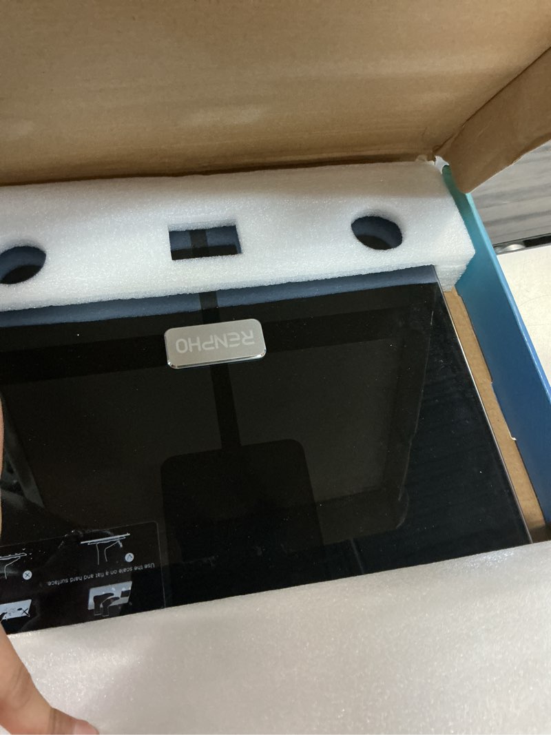 Condition photo showing Good Condition for renpho scale for body weight, smart scale with bmi, body fat, muscle mass, bluetooth, 13 metrics with large display, support app connection, black, elis 2x black-large display 11"/280mm