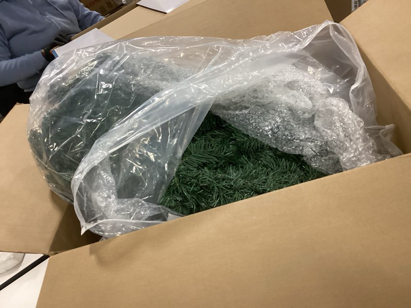 Condition photo showing As Is for Hotop 4 Pcs Artificial Christmas Wreath for Front Door Christmas Green Farmhouse Wreath DIY Faux Plain Wreaths for Decorating Window Room Christmas Party Decor (12 Inches,14 Inches) 4 12 Inches, 14 Inches