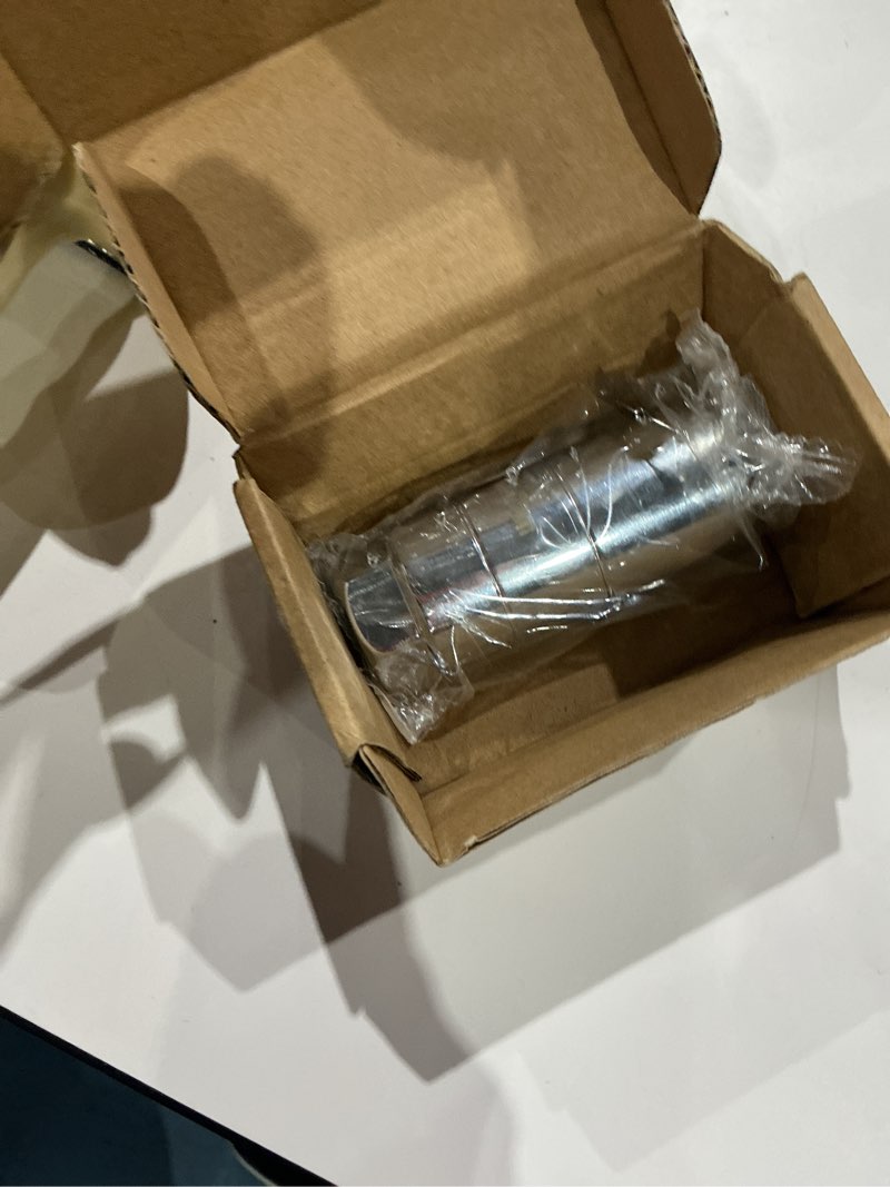 Condition photo showing New/Like New for oil pressure sensor socket,1 1/16 socket 2 5/8" long oil pressure switch sockets fits 3/8-inch drive or 1 1/8" hex wrench,quick removal/installation ooil sending unit sockets (silver)