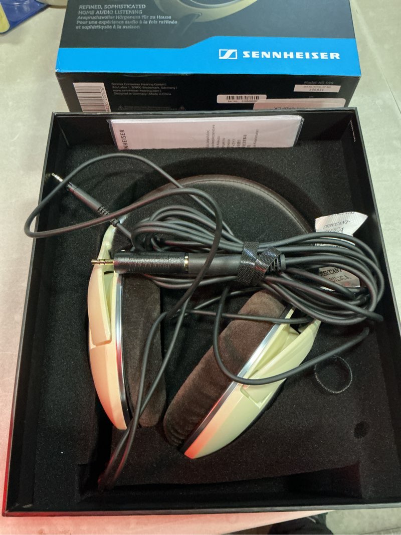 Condition photo showing Good Condition for sennheiser hd 599 open back headphone, ivory
