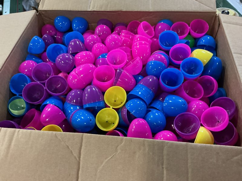 Condition photo showing Good Condition for [6 golden eggs] 200 pcs 2.4" fillable plastic easter eggs empty easter eggs colorful plastic eggs bulks for kids teens boys girls easter basket stuffers hunt easter party favor