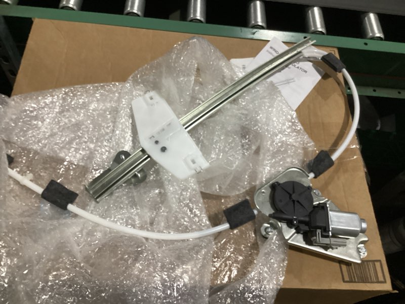 Condition photo showing New/Like New for philtop 741-527 front right passenger side power window regulator with motor compatible with jeep liberty 2002-2007 front right 741-527