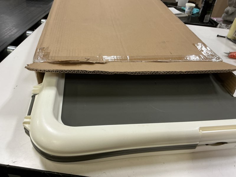 Condition photo showing Good Condition for amazon basics dog training pad holder with secured latches, extra thick and non-slip base, recycled plastic, 28 x 34 inch, large, white and charcoal 28'' x 34''